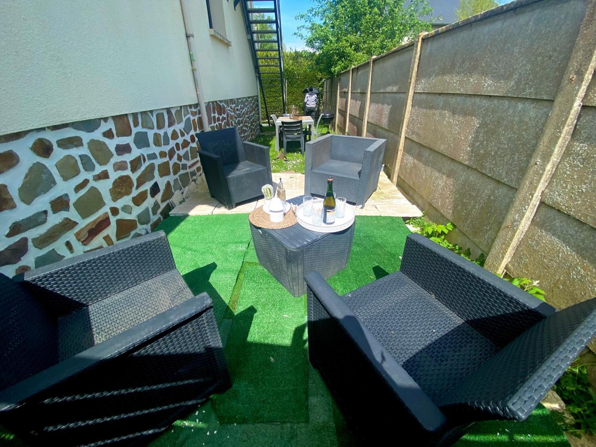 Gîte A la Bon'Eure Jacuzzi Nassandres Exterior foto